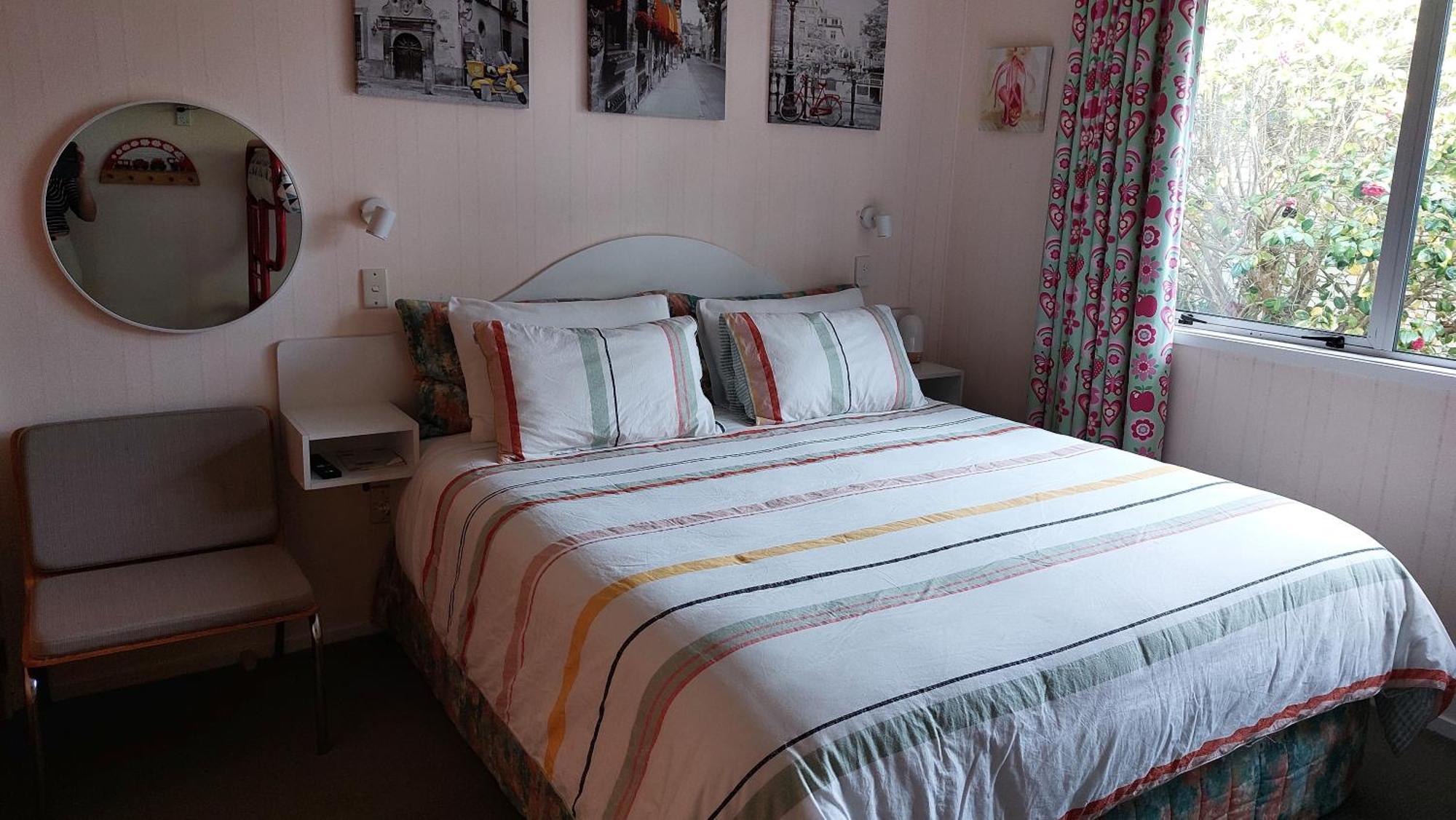 Bed And Breakfast Happy Home Taupo Accommodation Eksteriør bilde