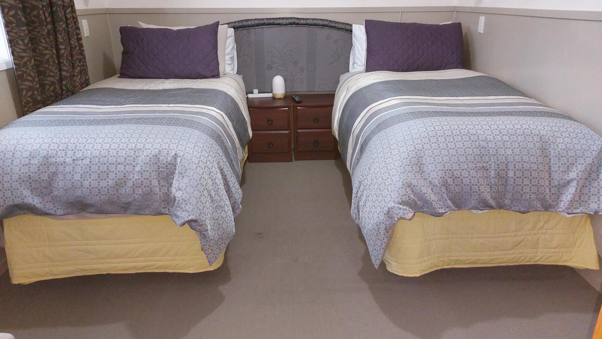Bed And Breakfast Happy Home Taupo Accommodation Eksteriør bilde