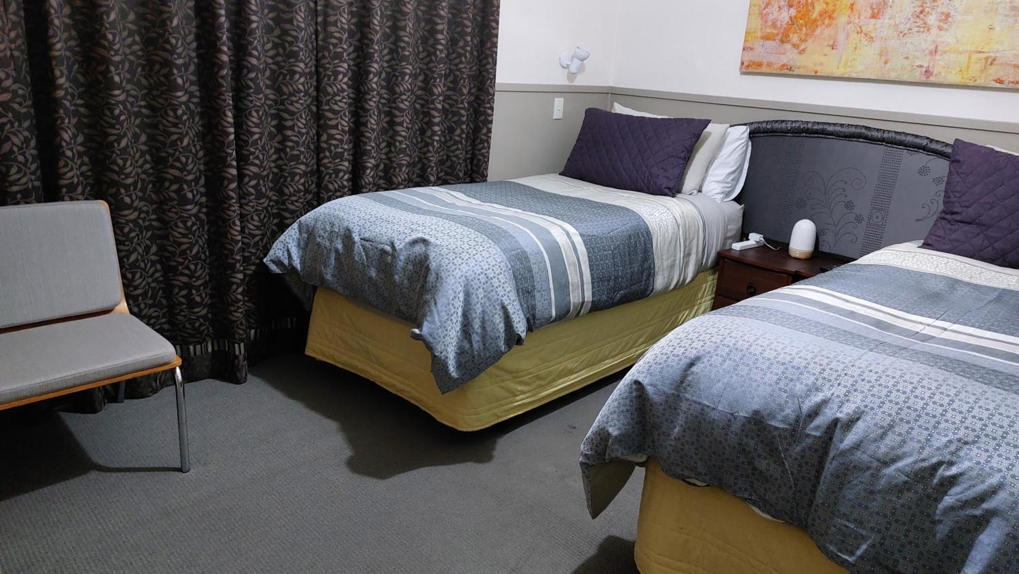 Bed And Breakfast Happy Home Taupo Accommodation Eksteriør bilde