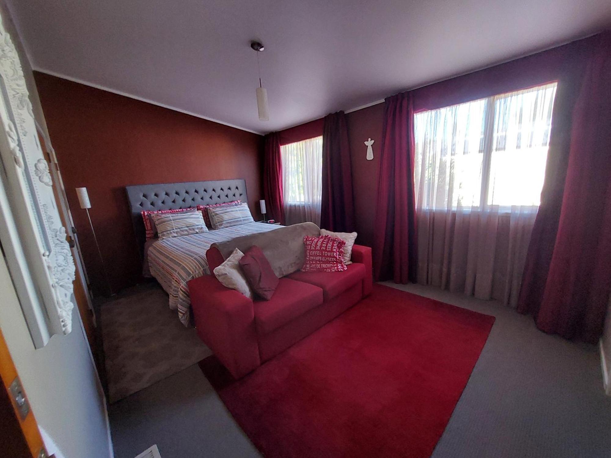 Bed And Breakfast Happy Home Taupo Accommodation Eksteriør bilde