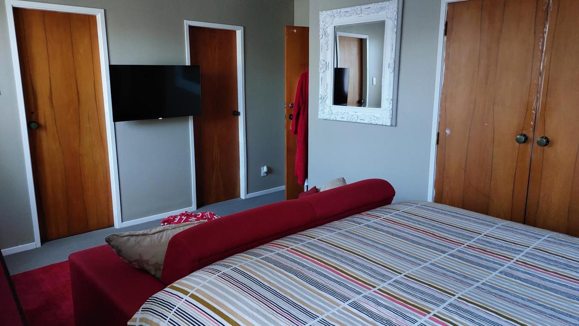 Bed And Breakfast Happy Home Taupo Accommodation Eksteriør bilde