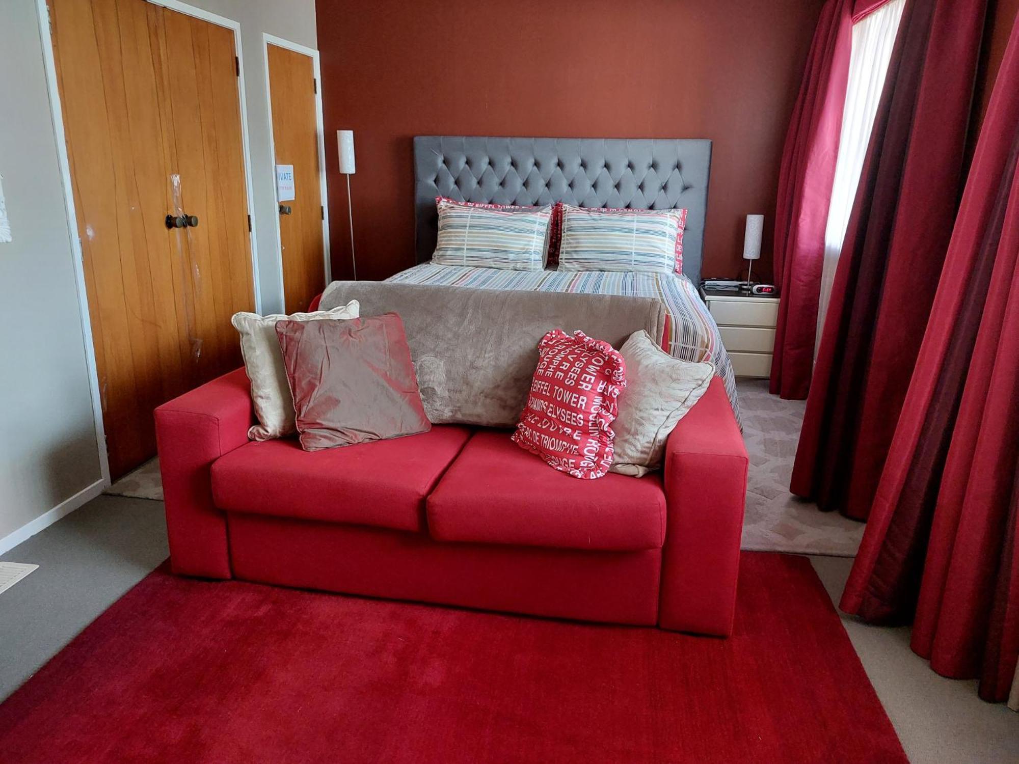 Bed And Breakfast Happy Home Taupo Accommodation Eksteriør bilde